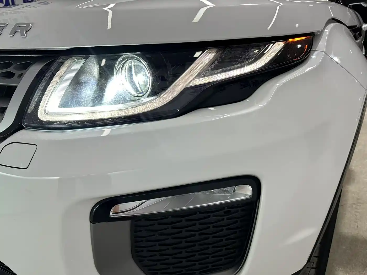 Land Rover Range Rover Evoque 2018 240PS PURE Trend фото 20