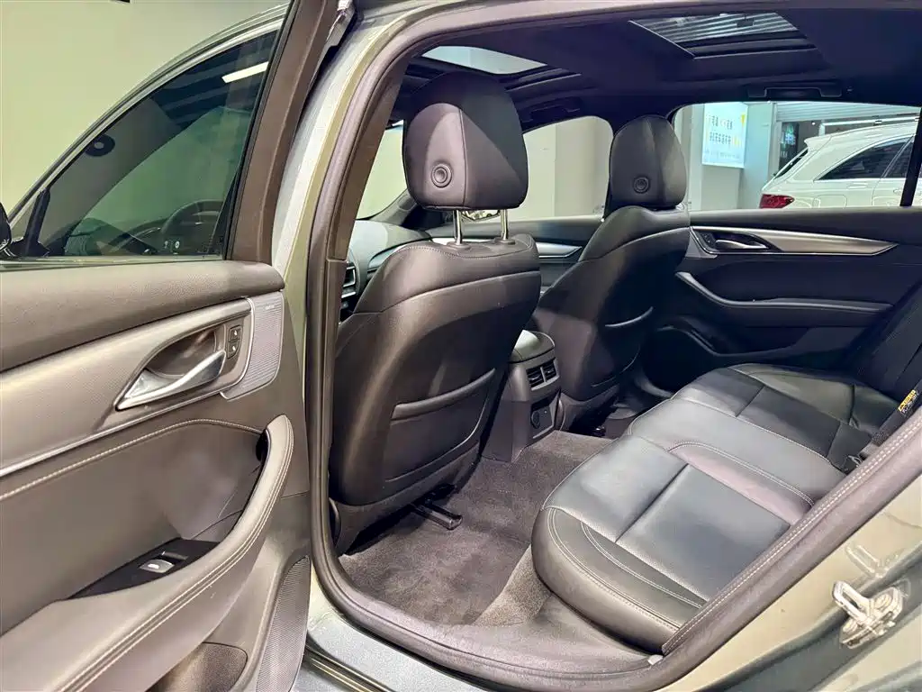 Cadillac CT5 2023 28T Luxury Style (Standard Edition) фото 27