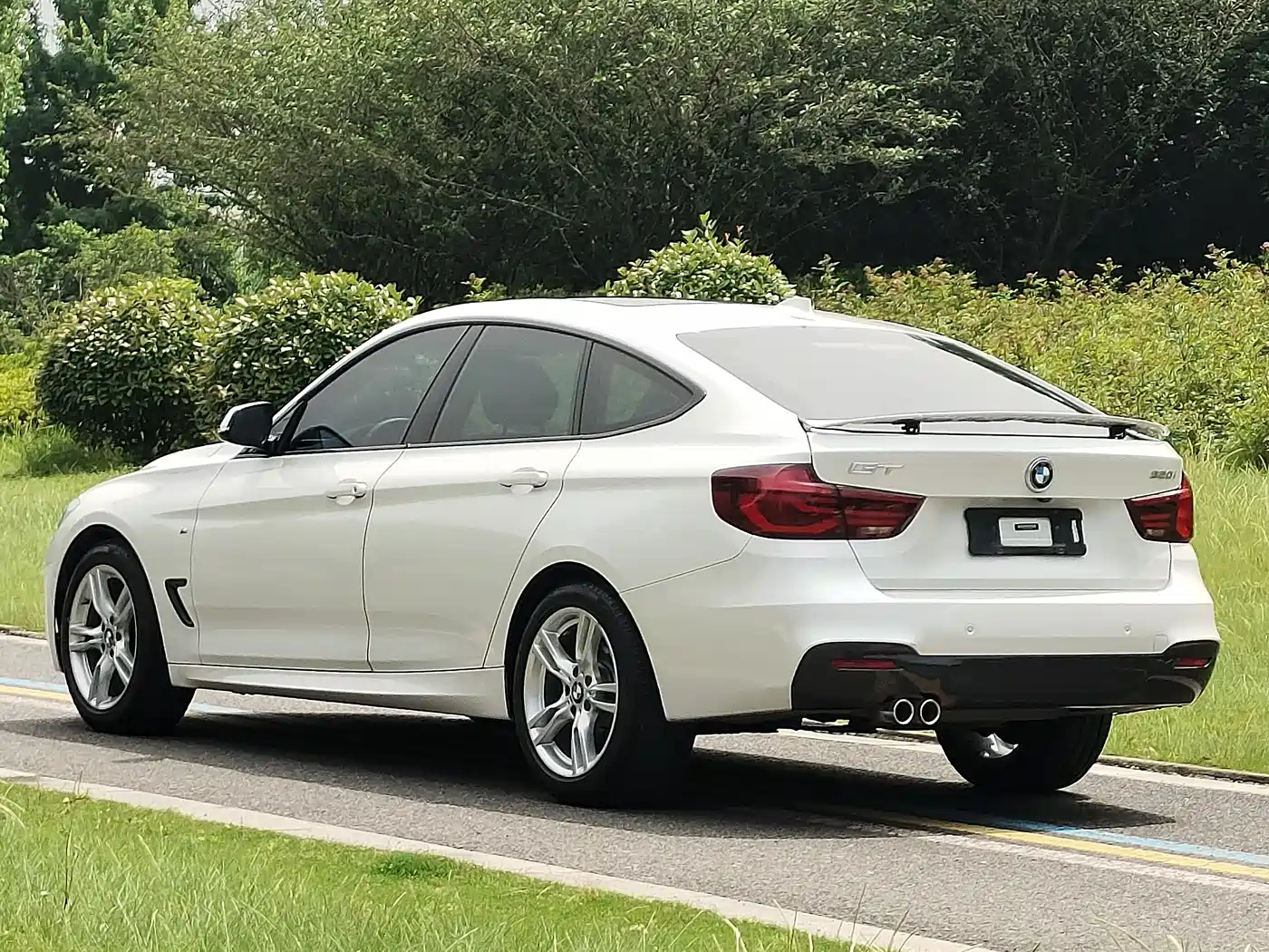 BMW 3 Series GT 2019 320i M Sport Package фото 6