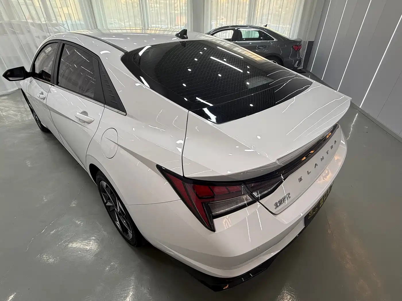 Hyundai Elantra 2022 1.5L CVT GLX Elite Edition фото 4