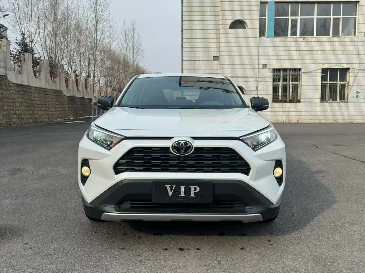 Toyota RAV4 Rongfang 2021 2.0L CVT 4WD Trend PLUS фото 2