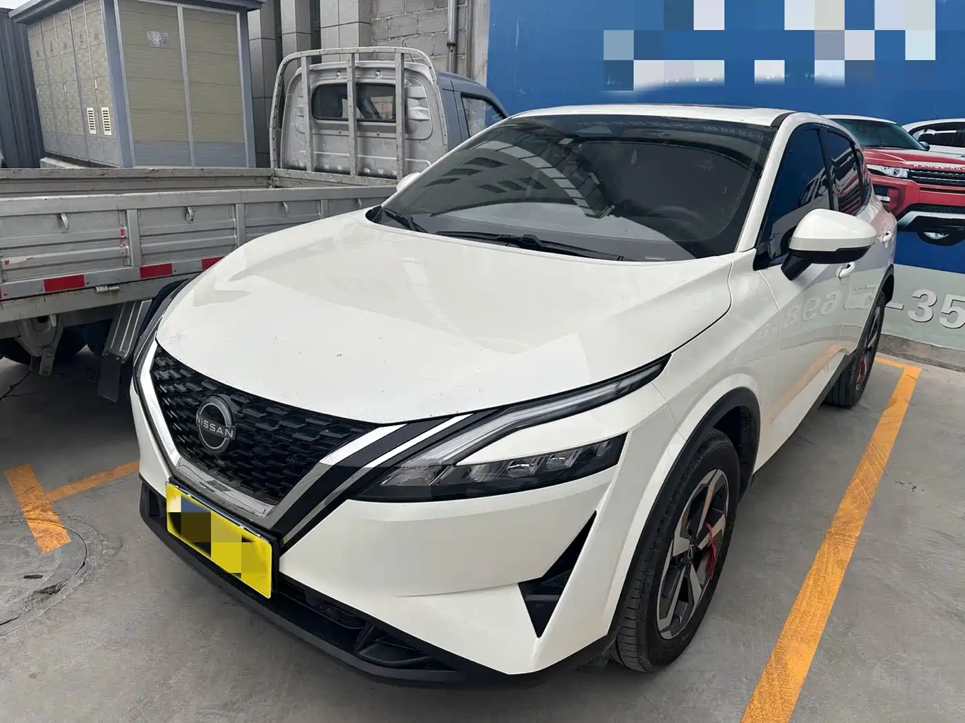 Nissan Qashqai 2023 Model 1.3T CVT Luxury Edition 1