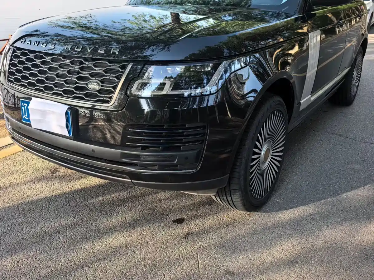 Land Rover Range Rover 2020 3.0 L6 Shengshi Edition фото 6