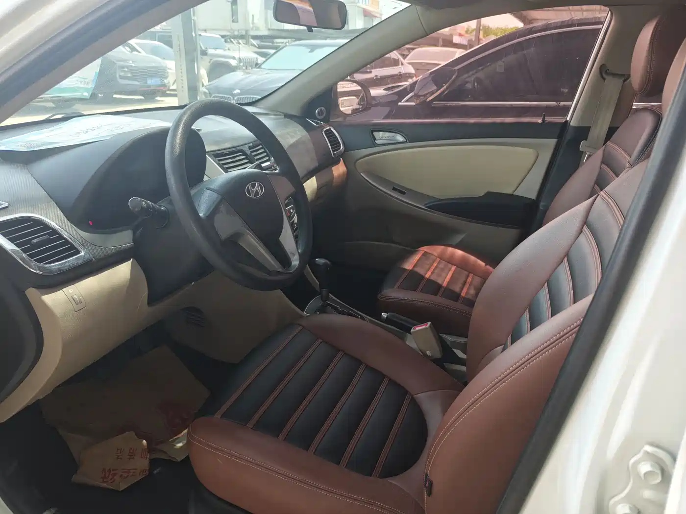 Hyundai Verna 2014 1.4L Automatic Smart GLS фото 5