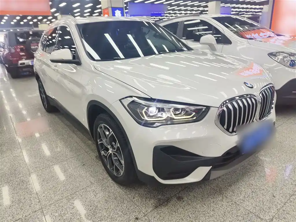 BMW X1 2020 sDrive25Li Leading Model фото 21