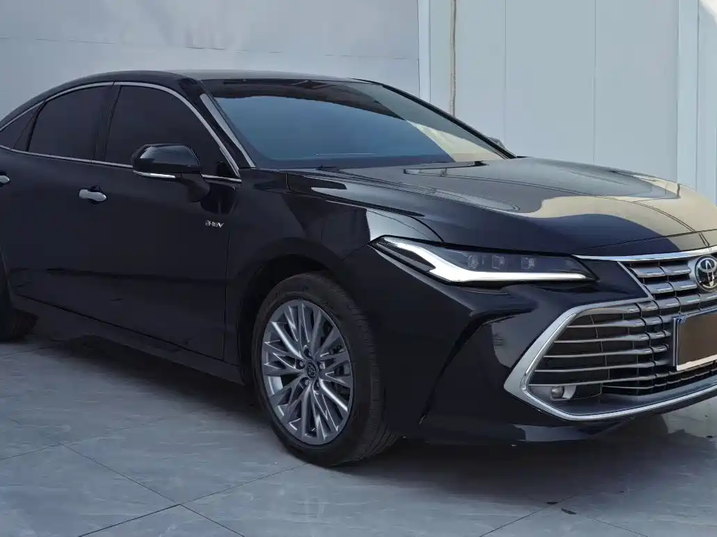 Toyota Avalon 2024 Hybrid 2.0L Luxury Edition фото 3