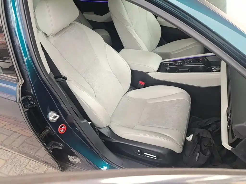 Honda Accord New Energy 2023 2023 2.0L e:PHEV Flagship Edition