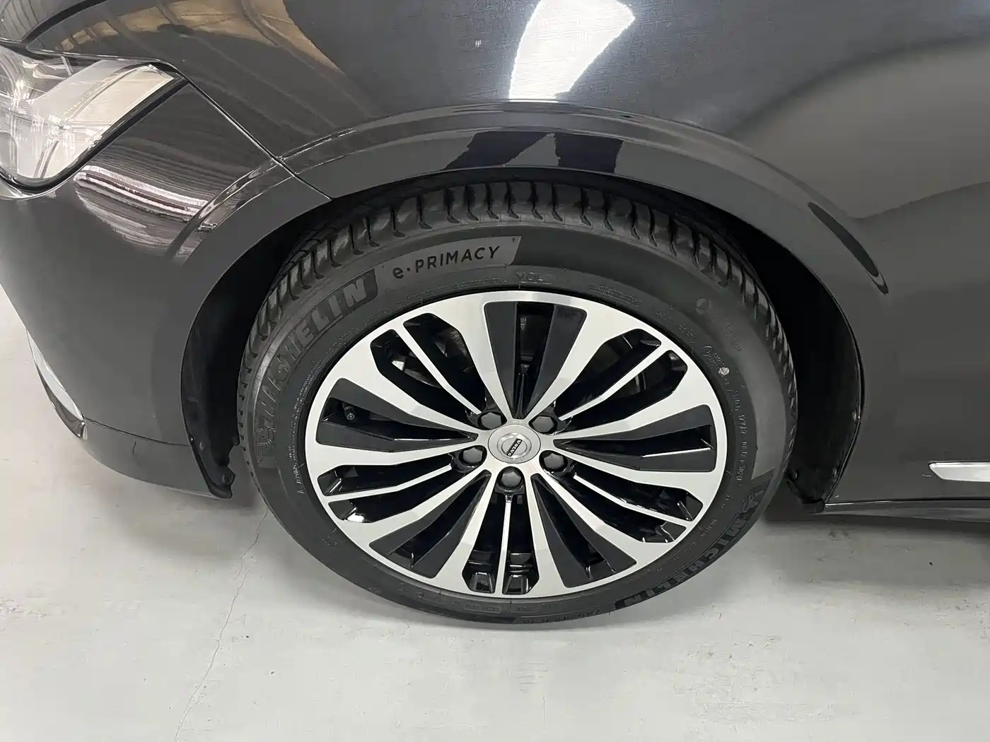 Volvo S90 2025 2025 B5 Zhiyi Luxury Edition