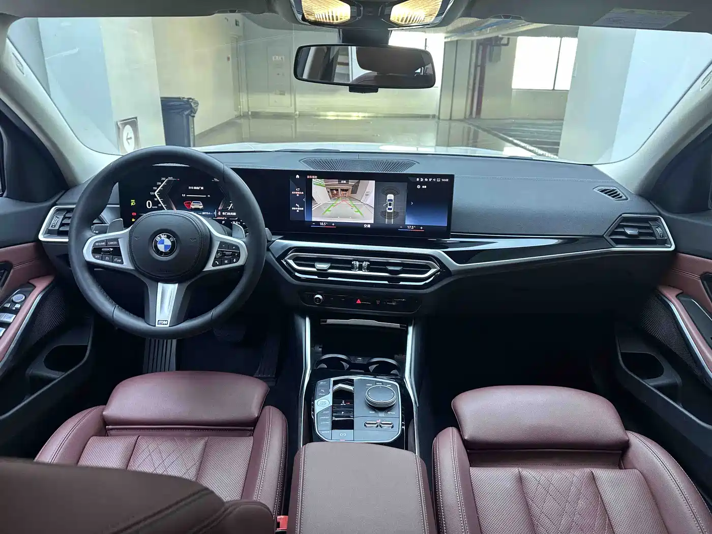 BMW 3 Series 2023 320Li M Sport Package фото 21