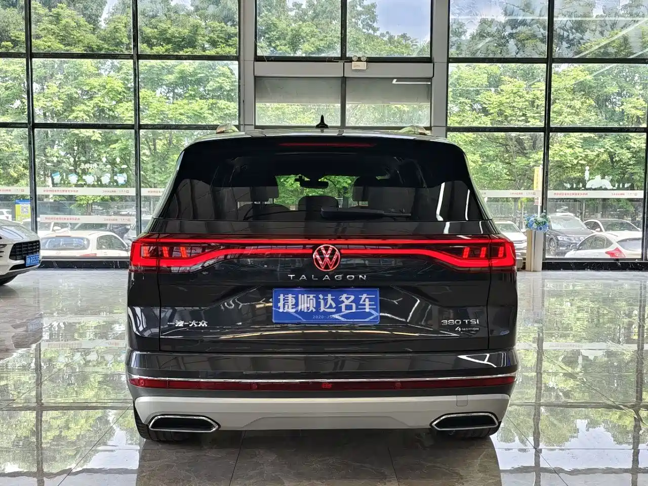 Volkswagen Talagon 2023 380TSI 4WD Luxury Pro Edition фото 17