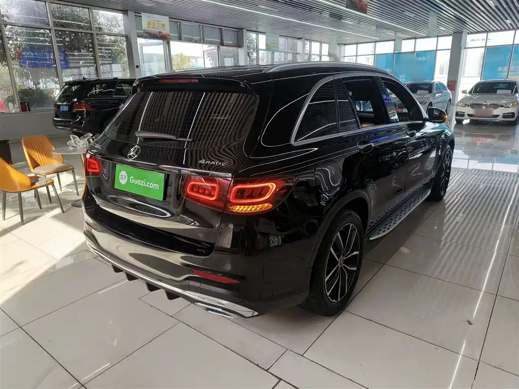 Mercedes-Benz GLC 2021 GLC 300 L 4MATIC Sporty фото 6