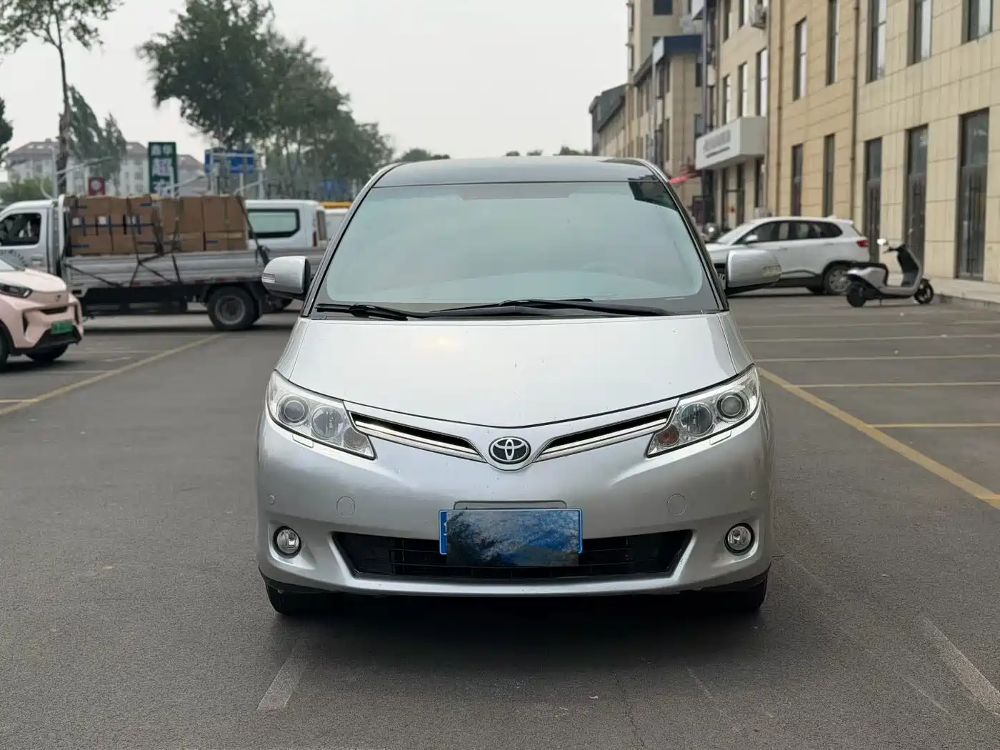 Toyota Previa 2012 2.4L 7-Seater Luxury Edition