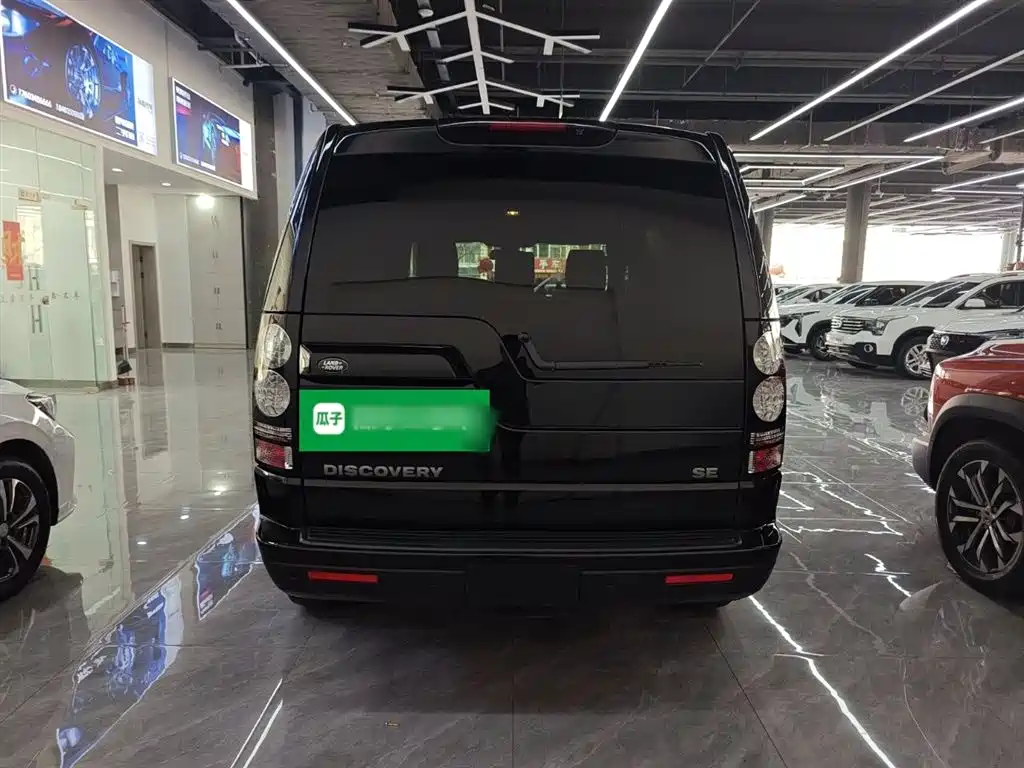 Land Rover Discovery 2016 3.0 SC V6 SE фото 6