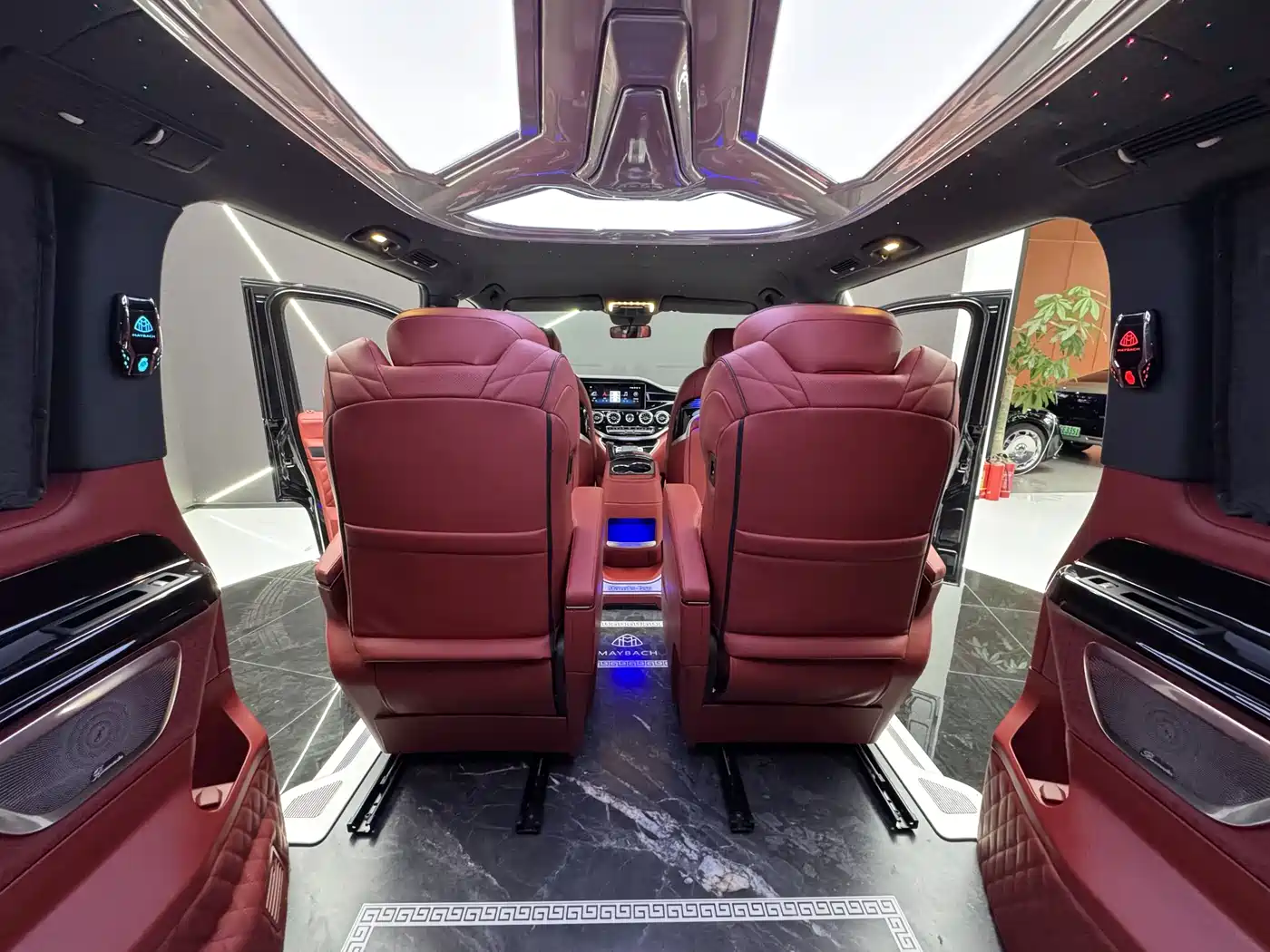 Mercedes-Benz Vito 2018 2.0T Business Edition China VI фото 10