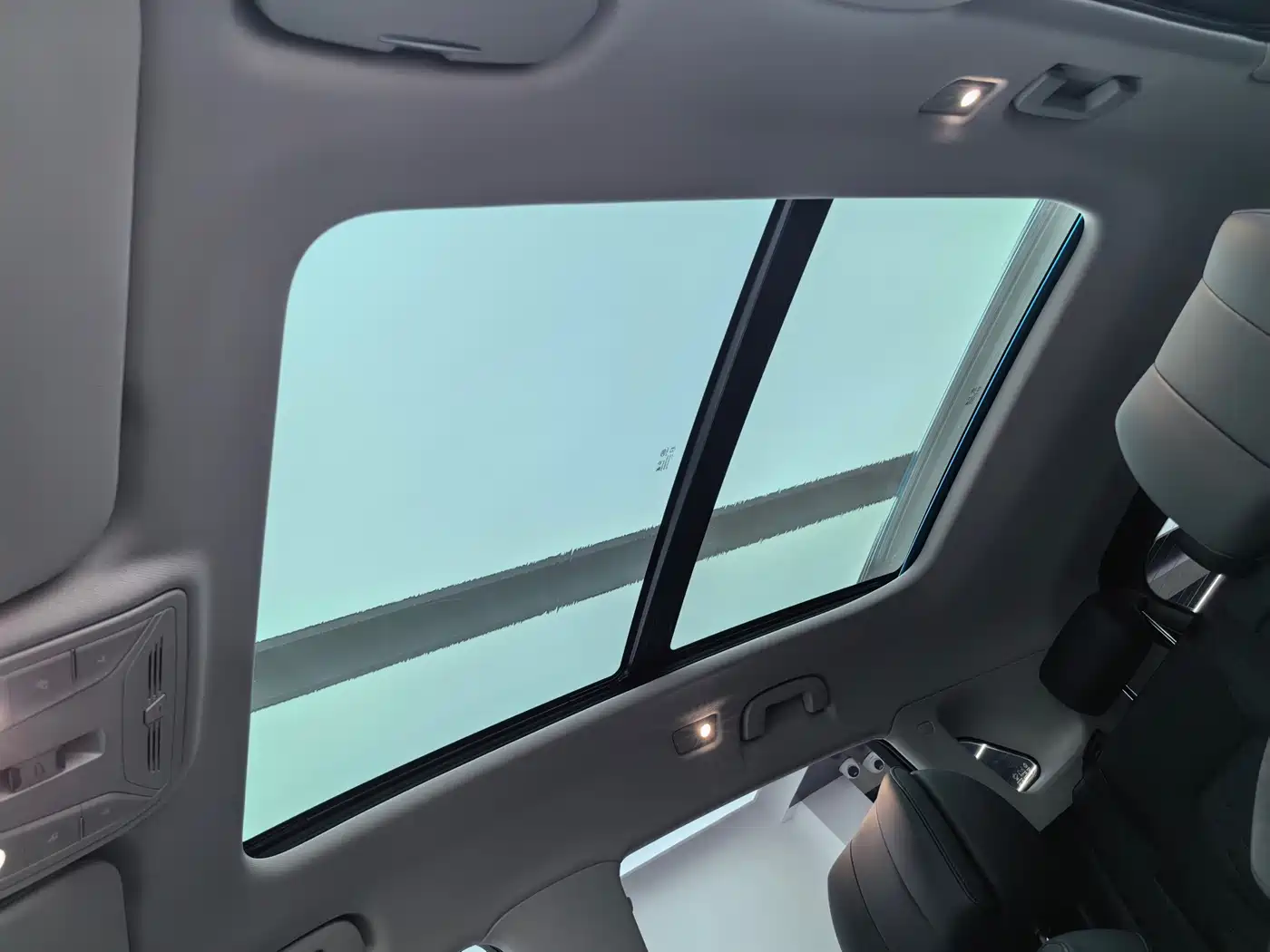 Hongqi HS5 2023 2.0T Flag Enjoy Pro Edition фото 30