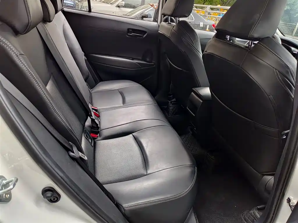Toyota Frontlander 2024 2.0L CVT Elite Edition фото 11