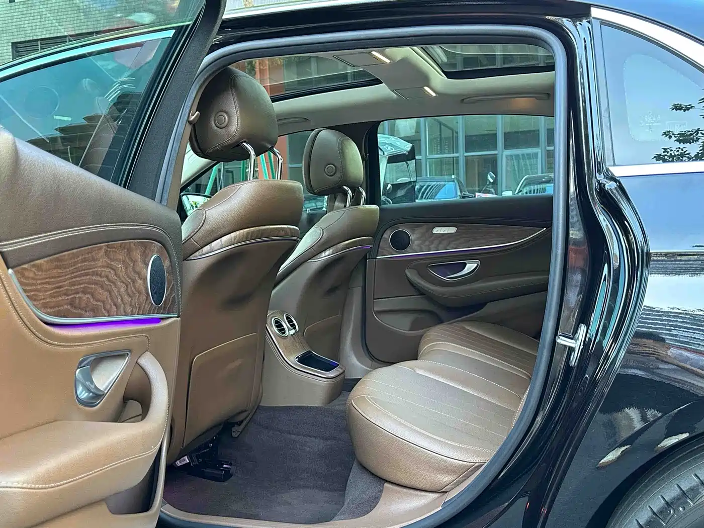 Mercedes-Benz E-Class 2021 E 300 L Fashion фото 9