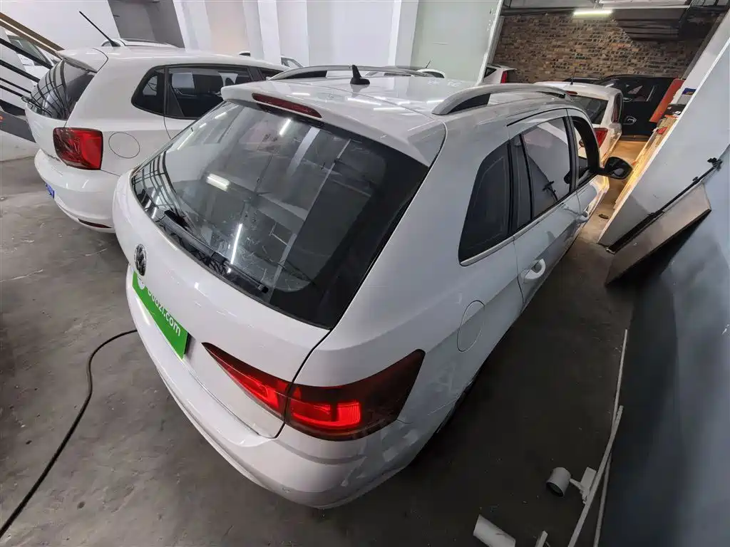 Volkswagen Lavida Tour 2017 230TSI DSG Comfort Edition фото 7