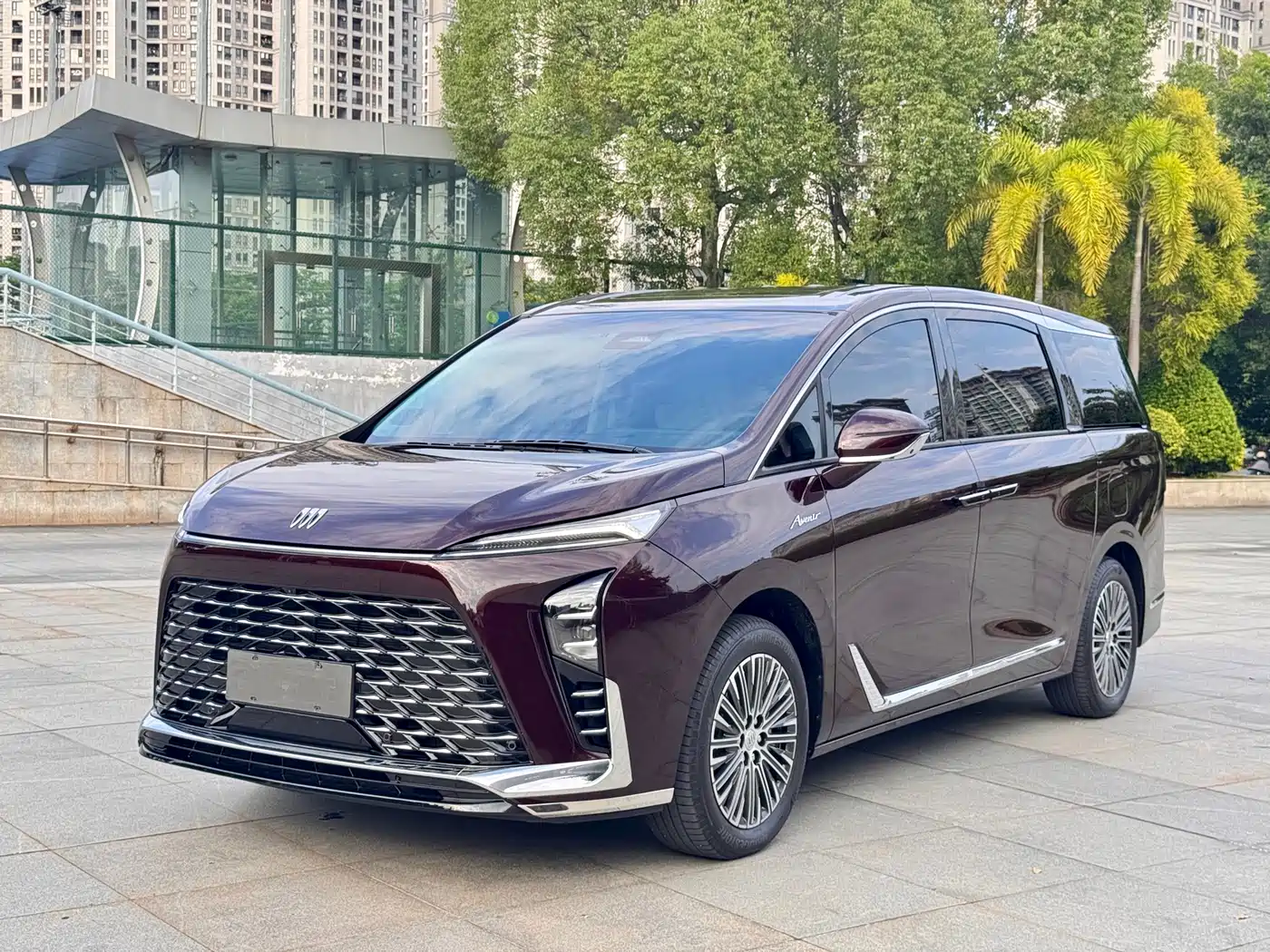 Buick GL8 New Energy 2024 Landglory Premium Edition 7-Seater