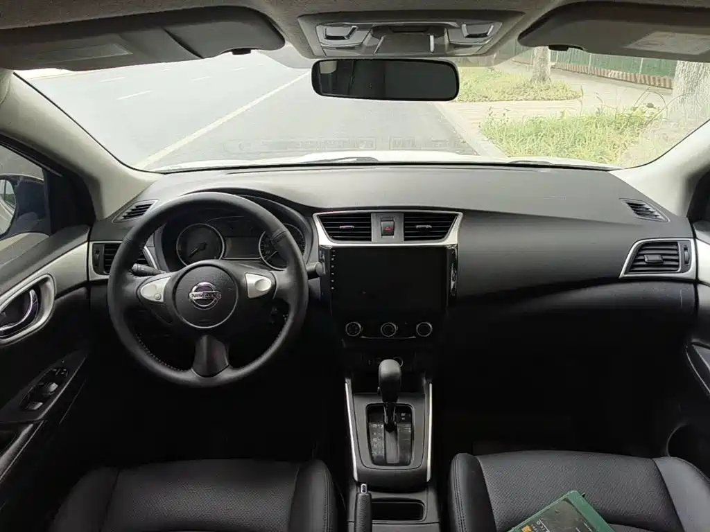 Nissan SYLPHY, миниатюра 12