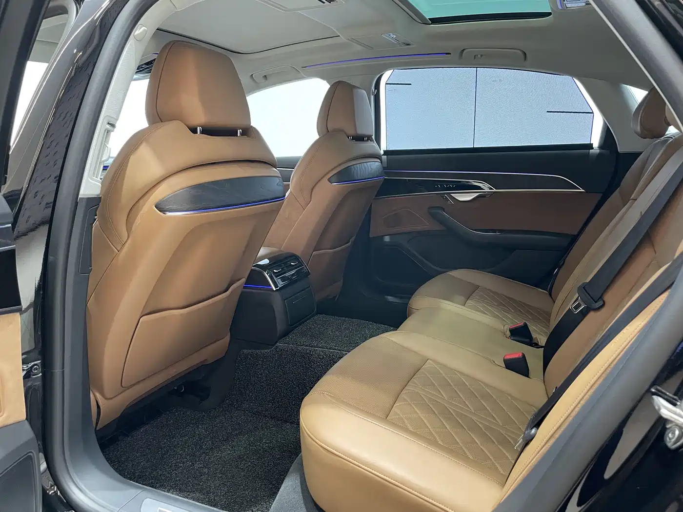 Audi A8 2021 A8L 50 TFSI quattro Comfort фото 17