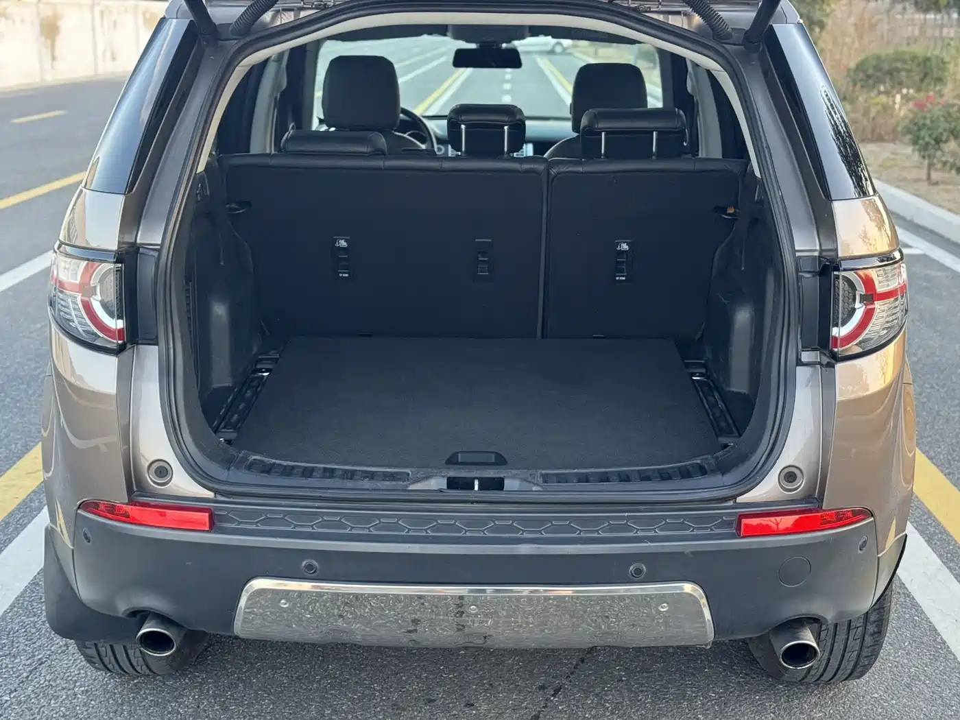 Land Rover Discovery Sport 2016 2.0T SE фото 16