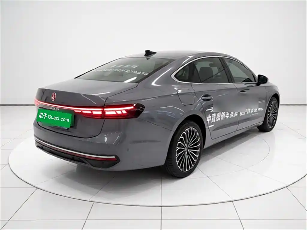 Volkswagen Passat 2025 Pro 380TSI Dragon Prestige Edition фото 7
