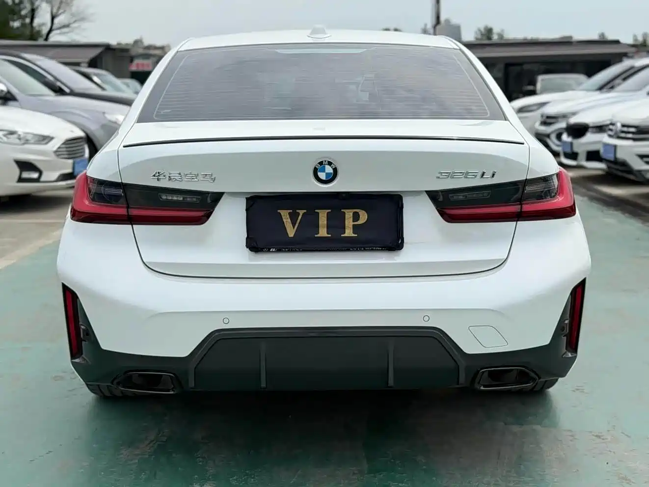 BMW 3 Series 2023 325Li M Sport Black Night Package фото 5