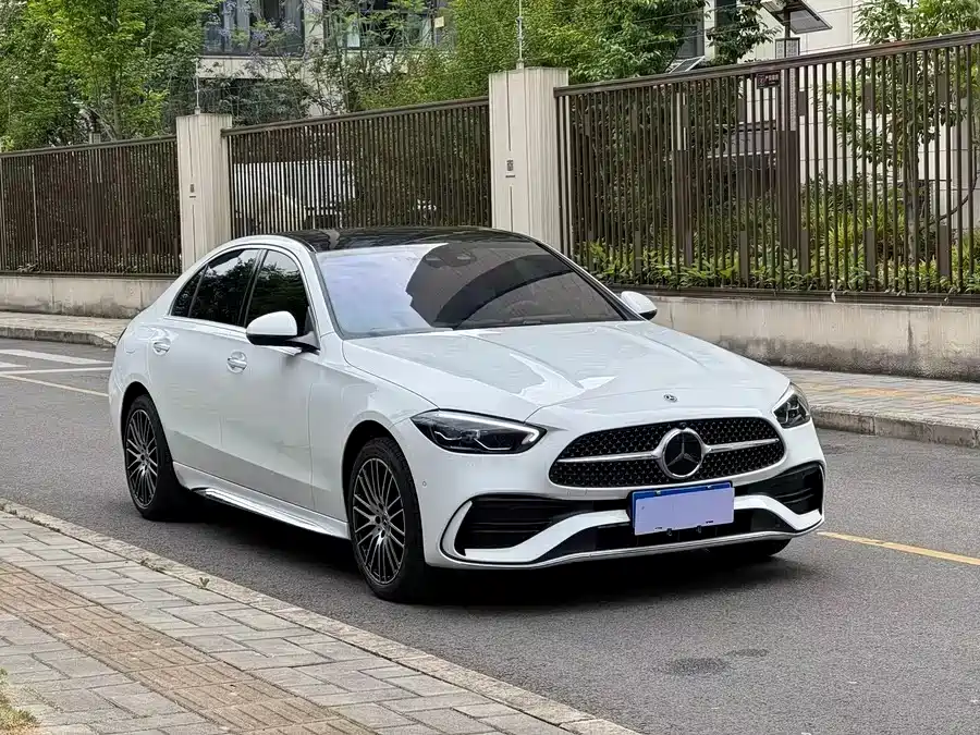 Mercedes-Benz C-Class 2025 C 260 L Sport Edition фото 3