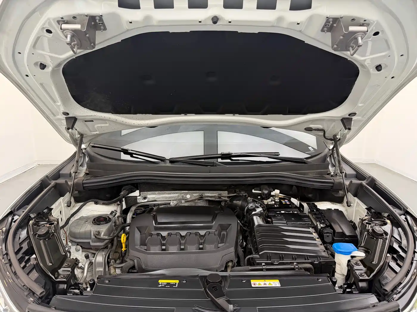 Volkswagen Tiguan L 2024 PRO 330TSI FWD R-Line Intelligent Premium Edition фото 20