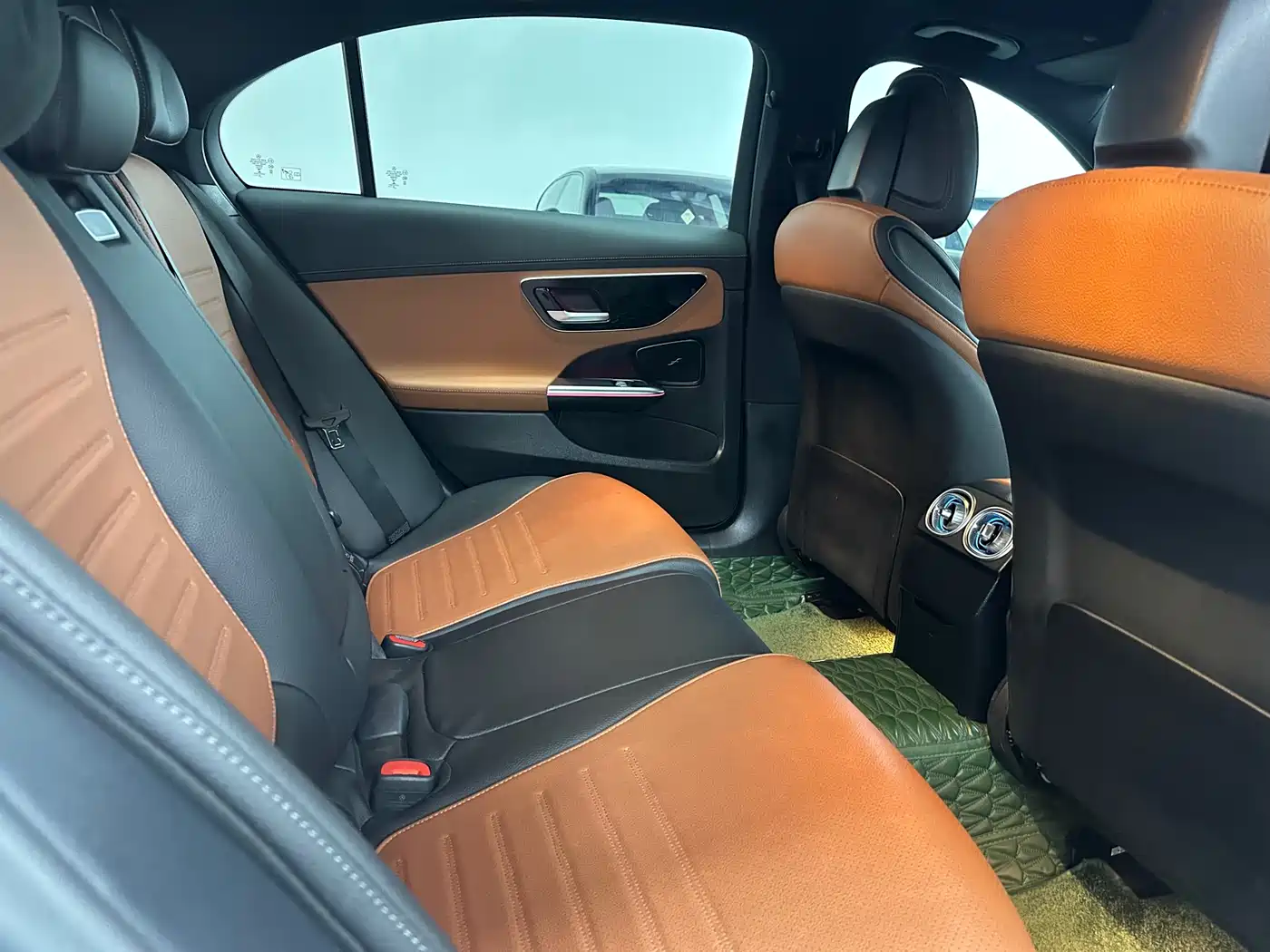 Mercedes-Benz C-Class 2022 C 260 L Sport Edition фото 10