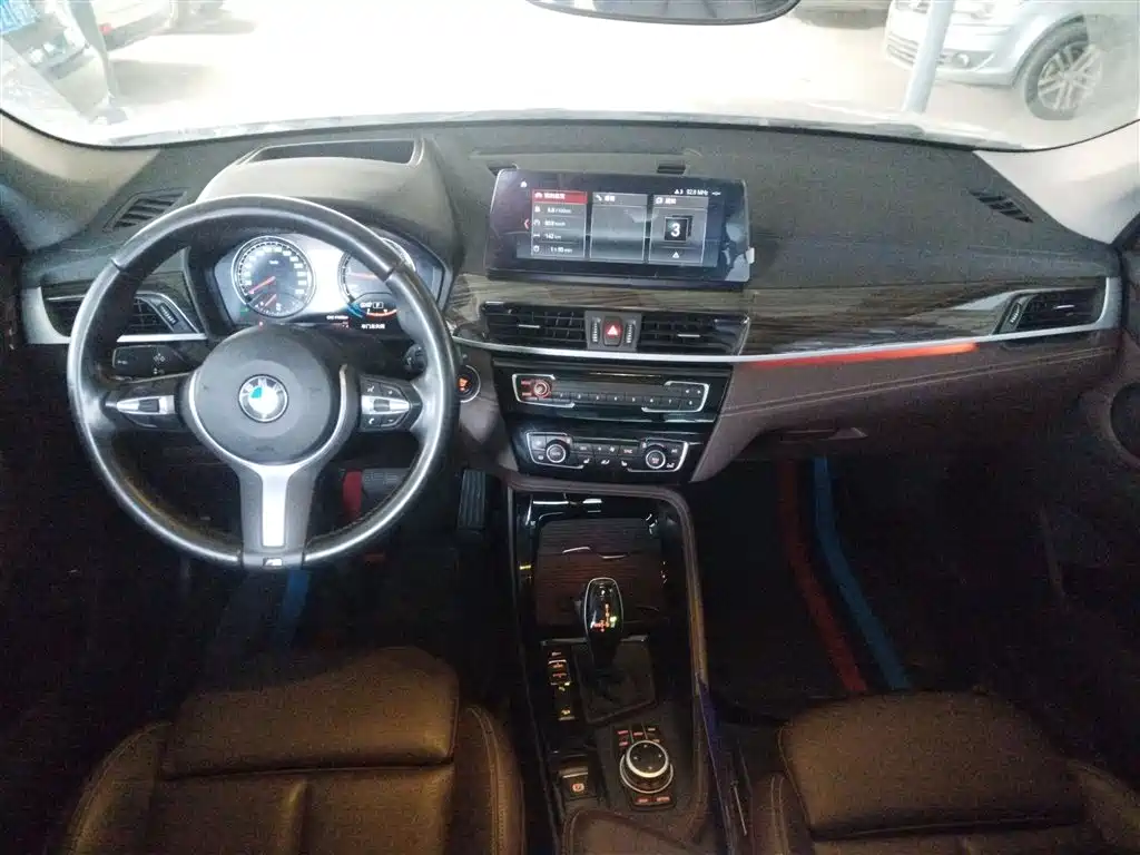 BMW X1 2020 xDrive25Li Premium Edition фото 10
