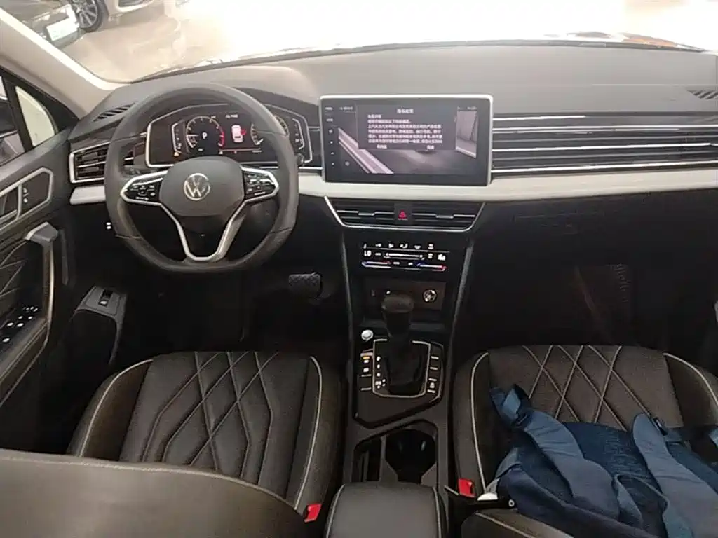 Volkswagen Tiguan L 2023 330TSI Auto 2WD Smart Edition фото 10