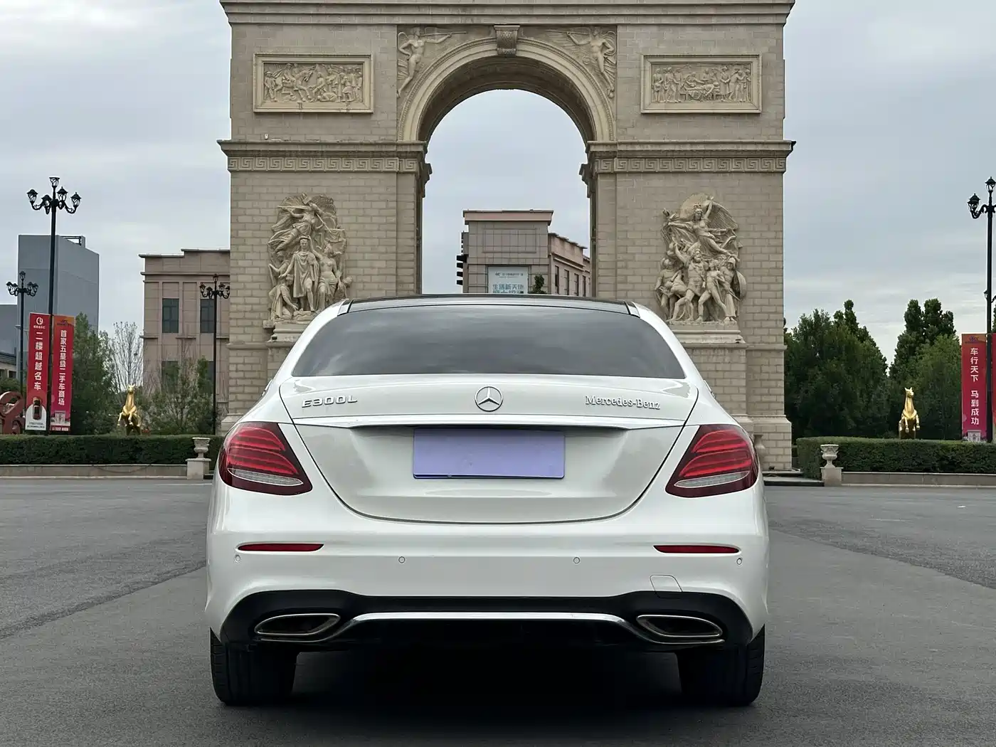 Mercedes-Benz E-Class 2017 E 300 L Sport Luxury фото 13