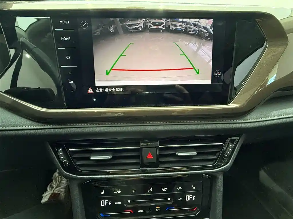 Volkswagen Tharu 2022 280TSI FWD Luxury Edition фото 9