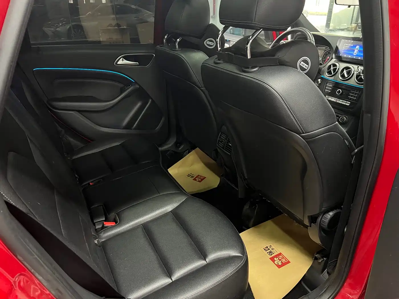 Mercedes-Benz B-Class 2016 B 200 Collector's Edition фото 7