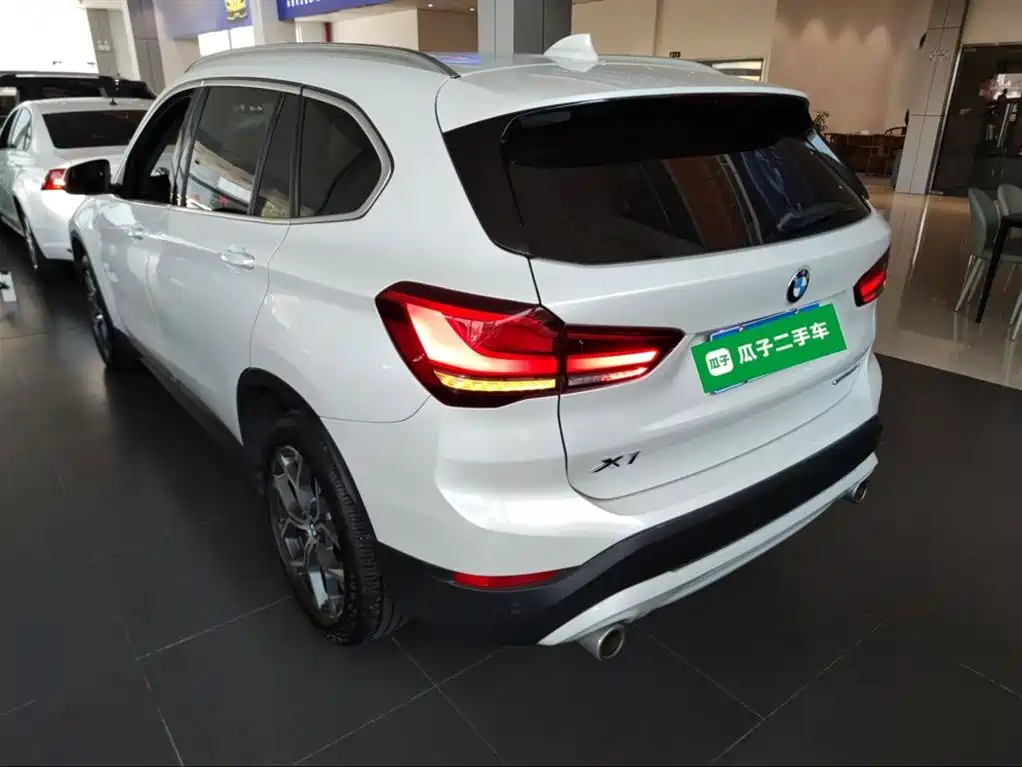 BMW X1 2021 sDrive25Li Leading фото 5