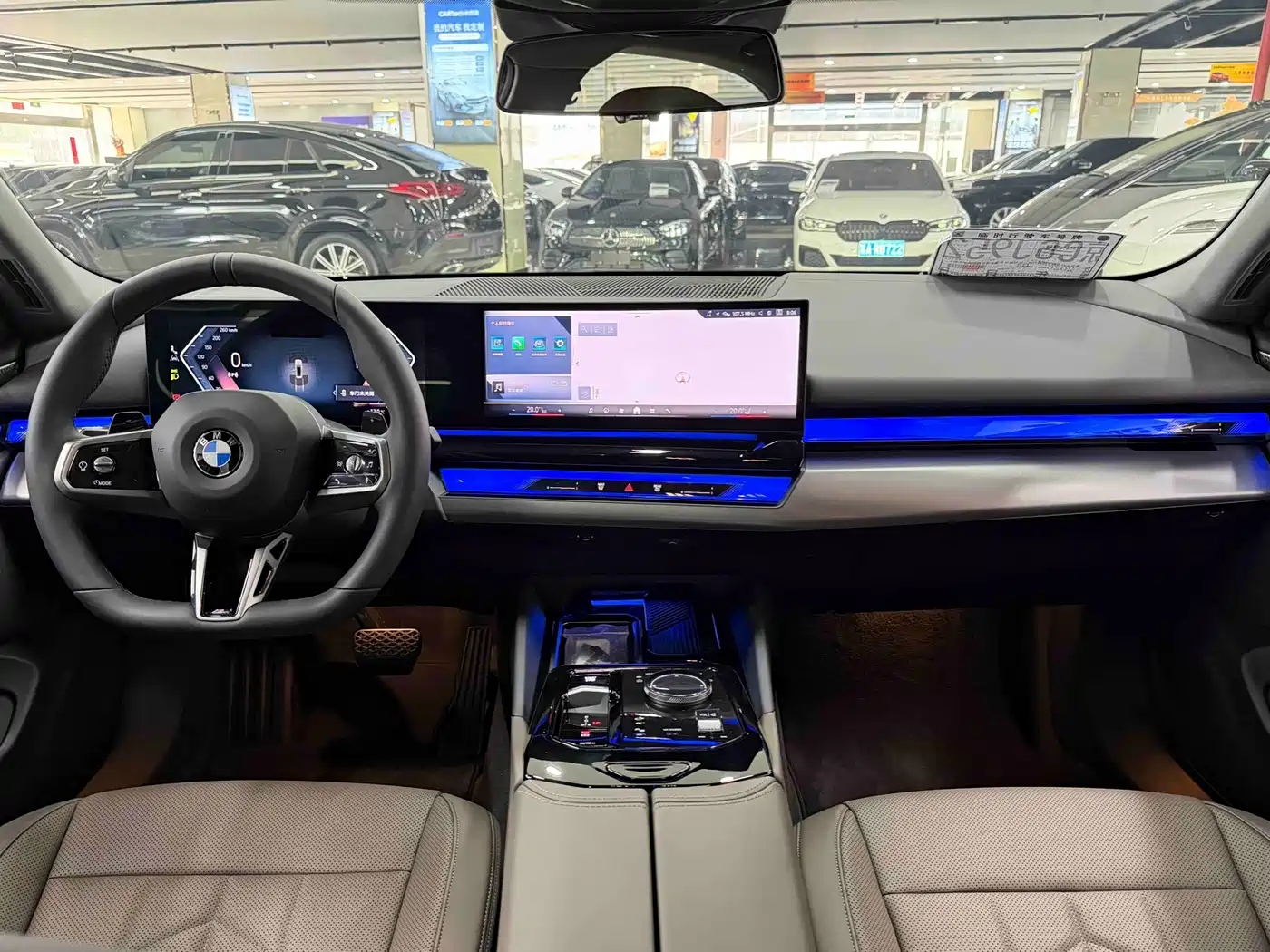 BMW 5 Series 2026 530Li Leading M Sport Package фото 10
