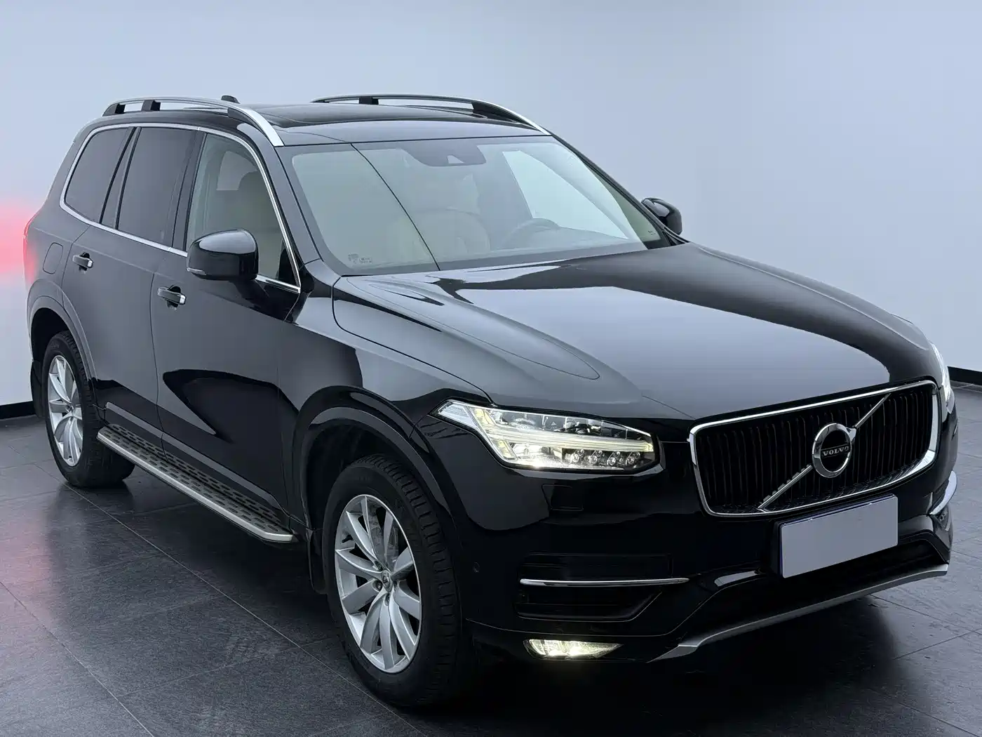 Фото 3 - Volvo XC90