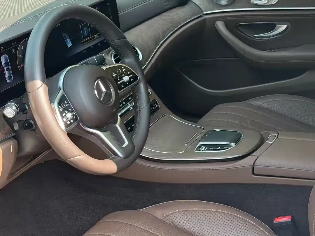Mercedes-Benz E-Class 2020 Facelift E 300 L Exclusive фото 4