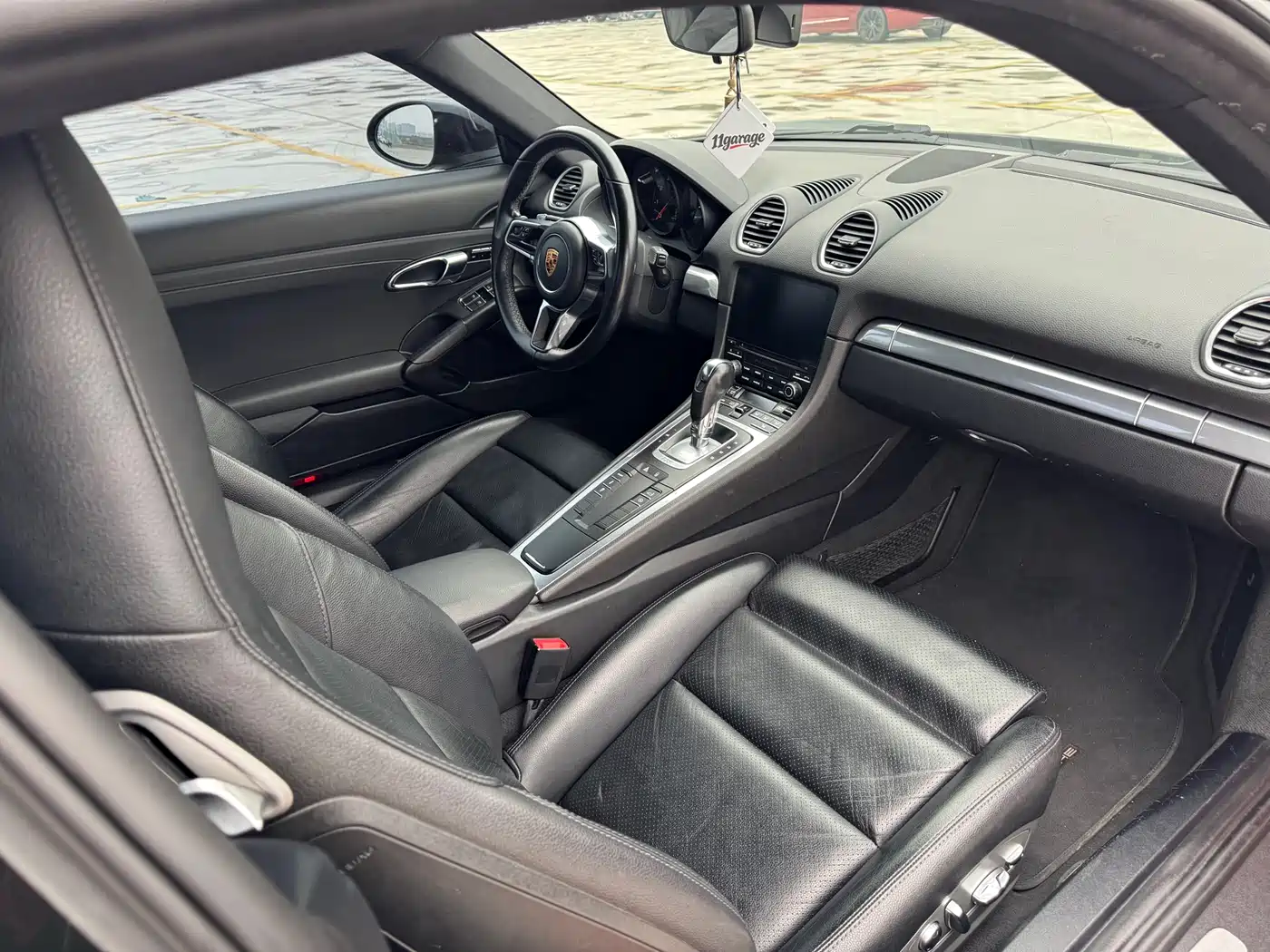 Porsche 718 2018 Cayman 2.0T фото 9