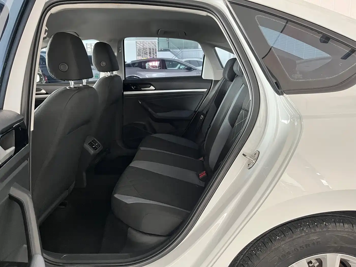 Volkswagen Lavida 2023 1.5L Auto Delight Edition фото 8