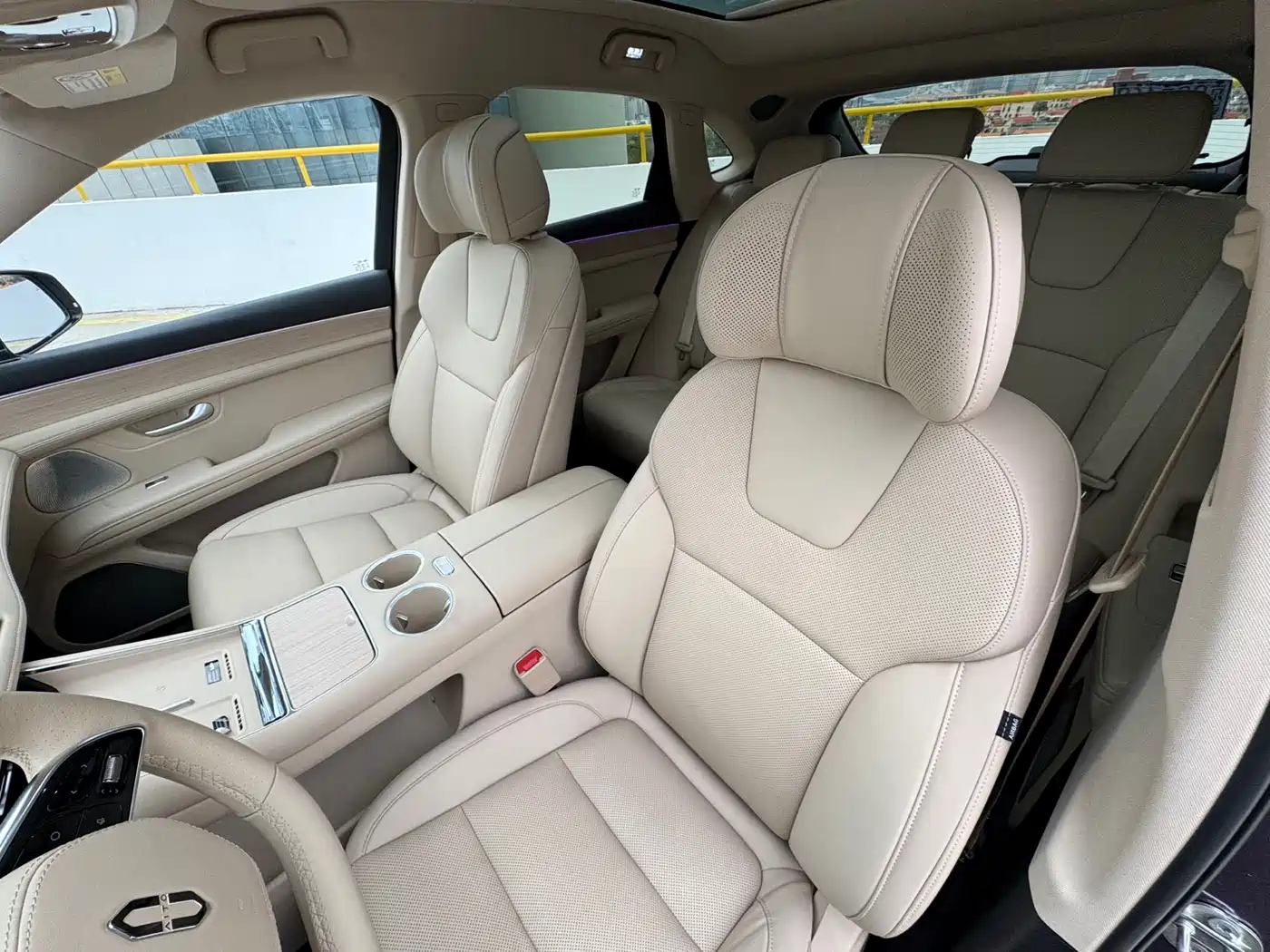 AITO Wenjie AITO M5 2025 Extended Range Ultra AWD фото 9