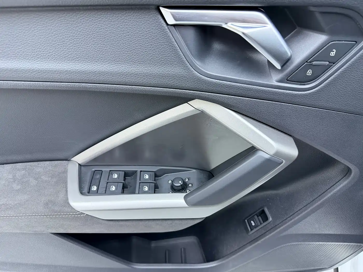 Audi Q3 2022 35 TFSI Fashion Dynamic фото 8