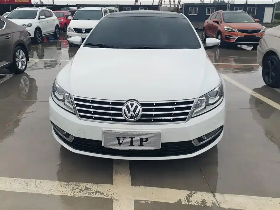Volkswagen FAW-Volkswagen CC 2016 Model 1.8TSI Luxury фото 2