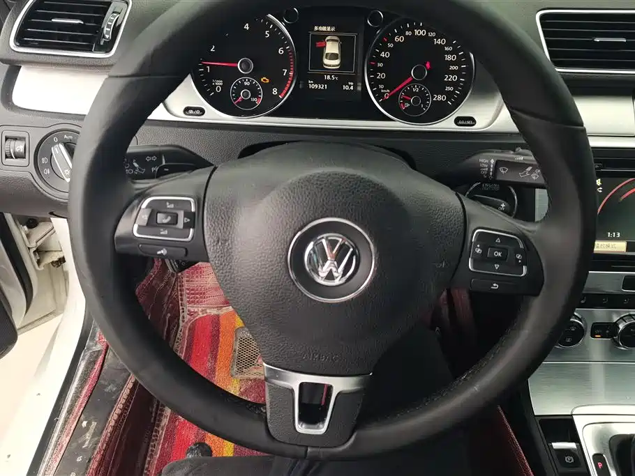 Volkswagen FAW-Volkswagen CC 2016 Model 1.8TSI Luxury фото 15