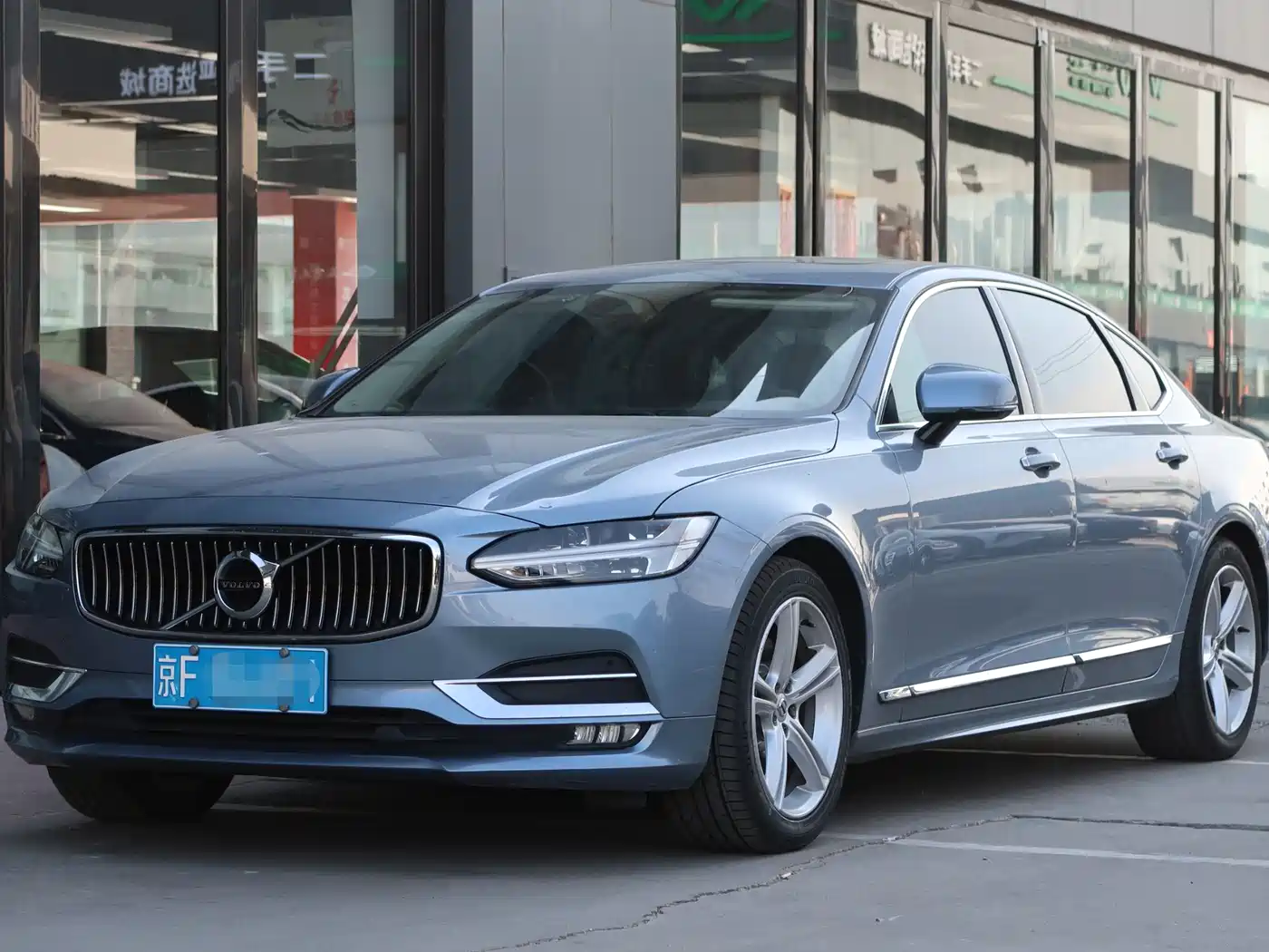 Volvo S90 2019 T5 Momentum