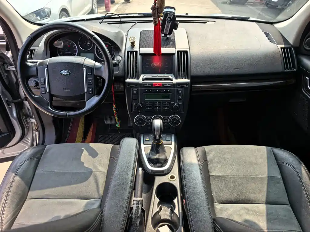 Photo 13 - Land Rover Freelander 2