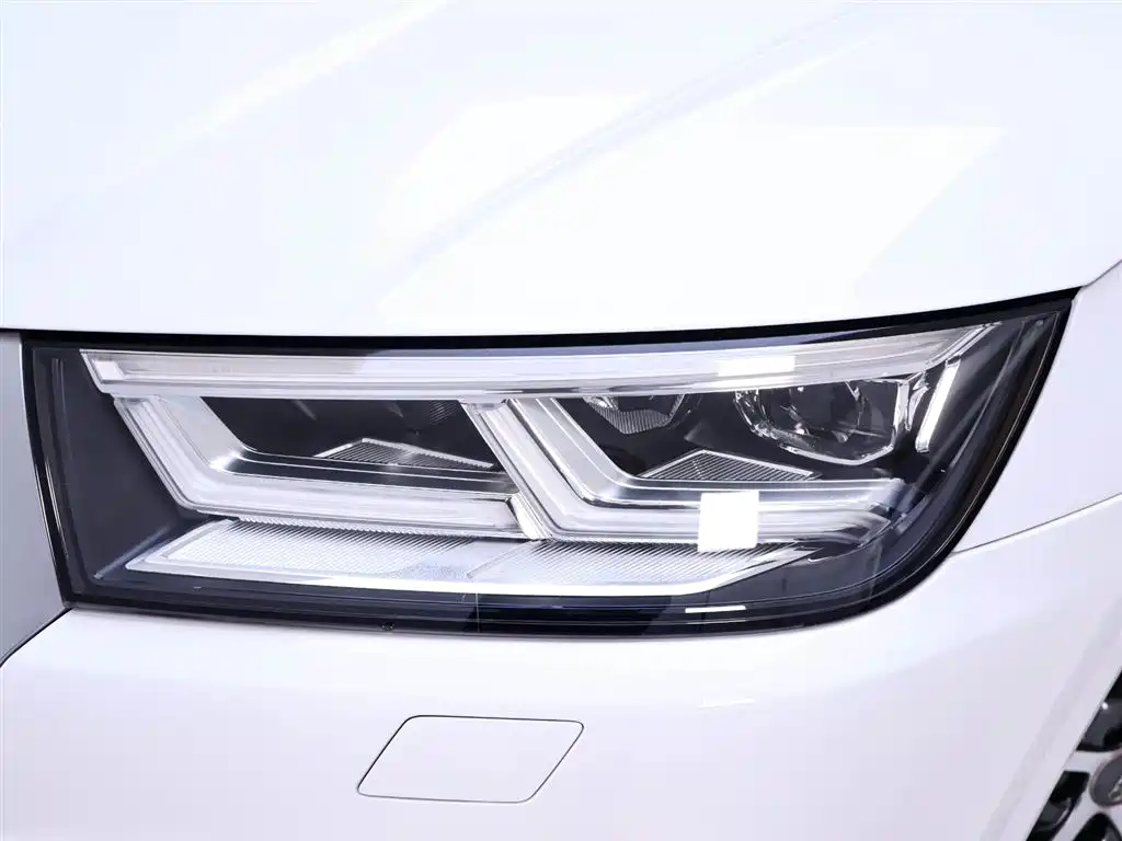 Audi Q5L 2020 40 TFSI Prestige Fashion фото 4