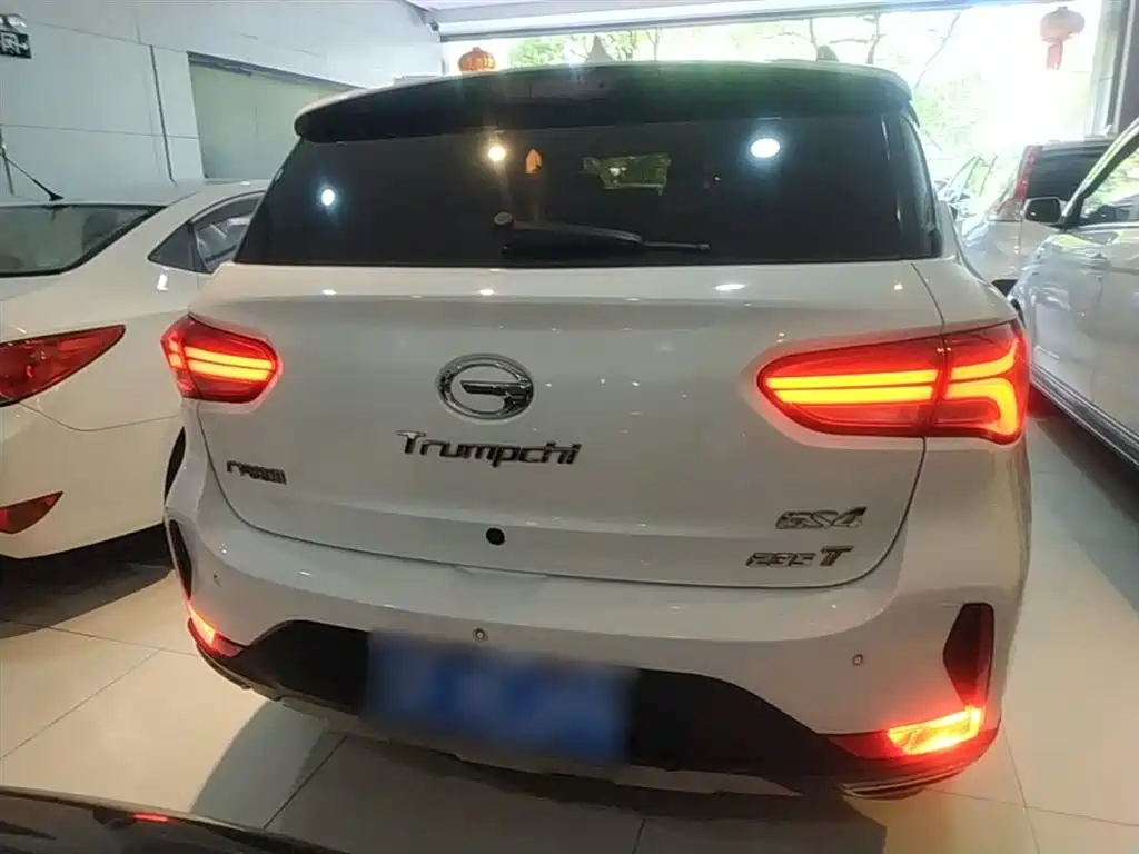 GAC Trumpchi Trumpchi GS4 2018 235T Automatic 2WD Luxury Smart Connect Million Commemorative Edition фото 6